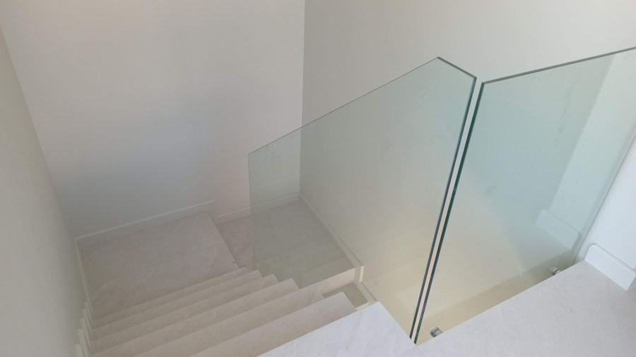 4 Bedroom Property for Sale in Sandown Western Cape